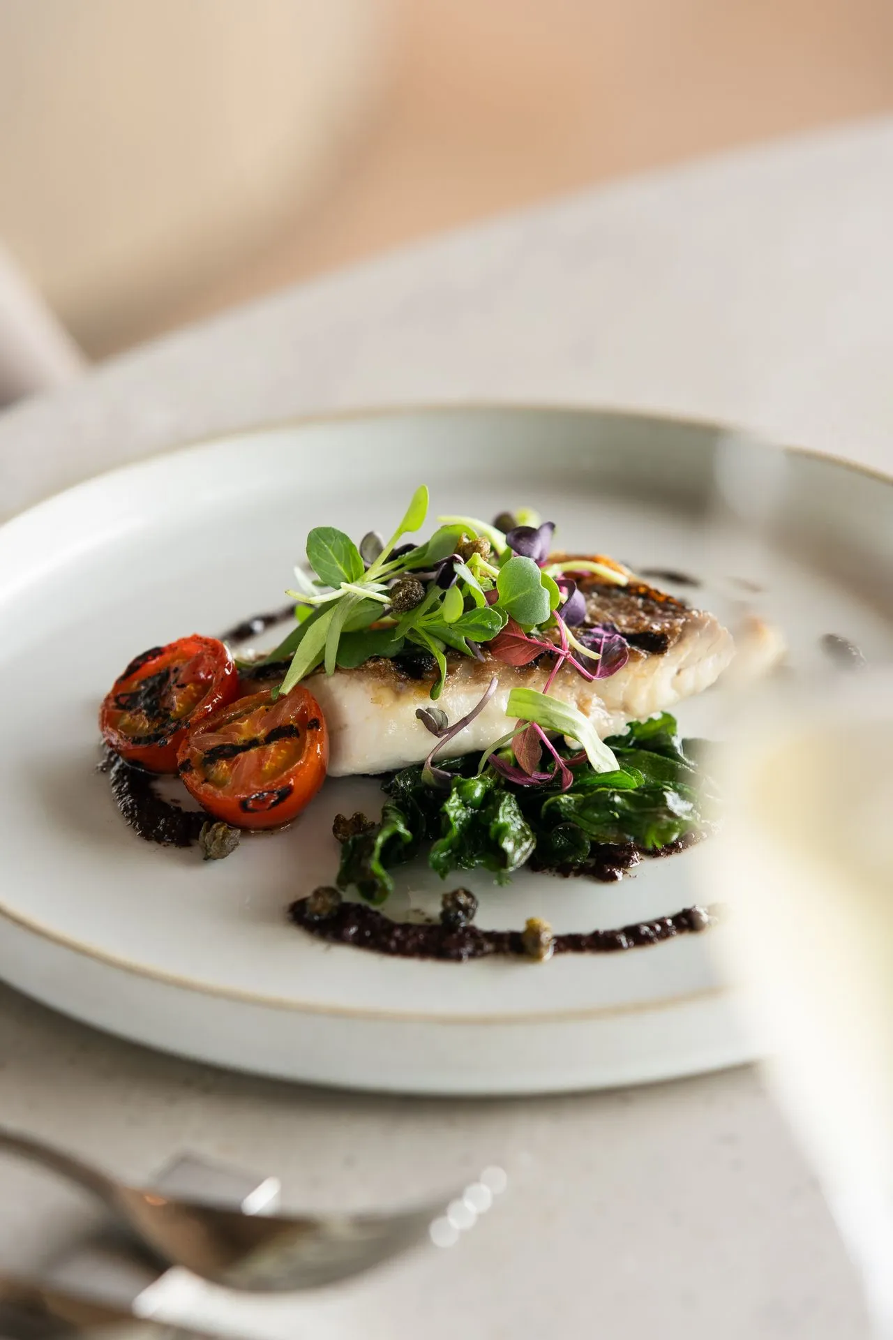 Gourmet dining experience at Bravoneststudio